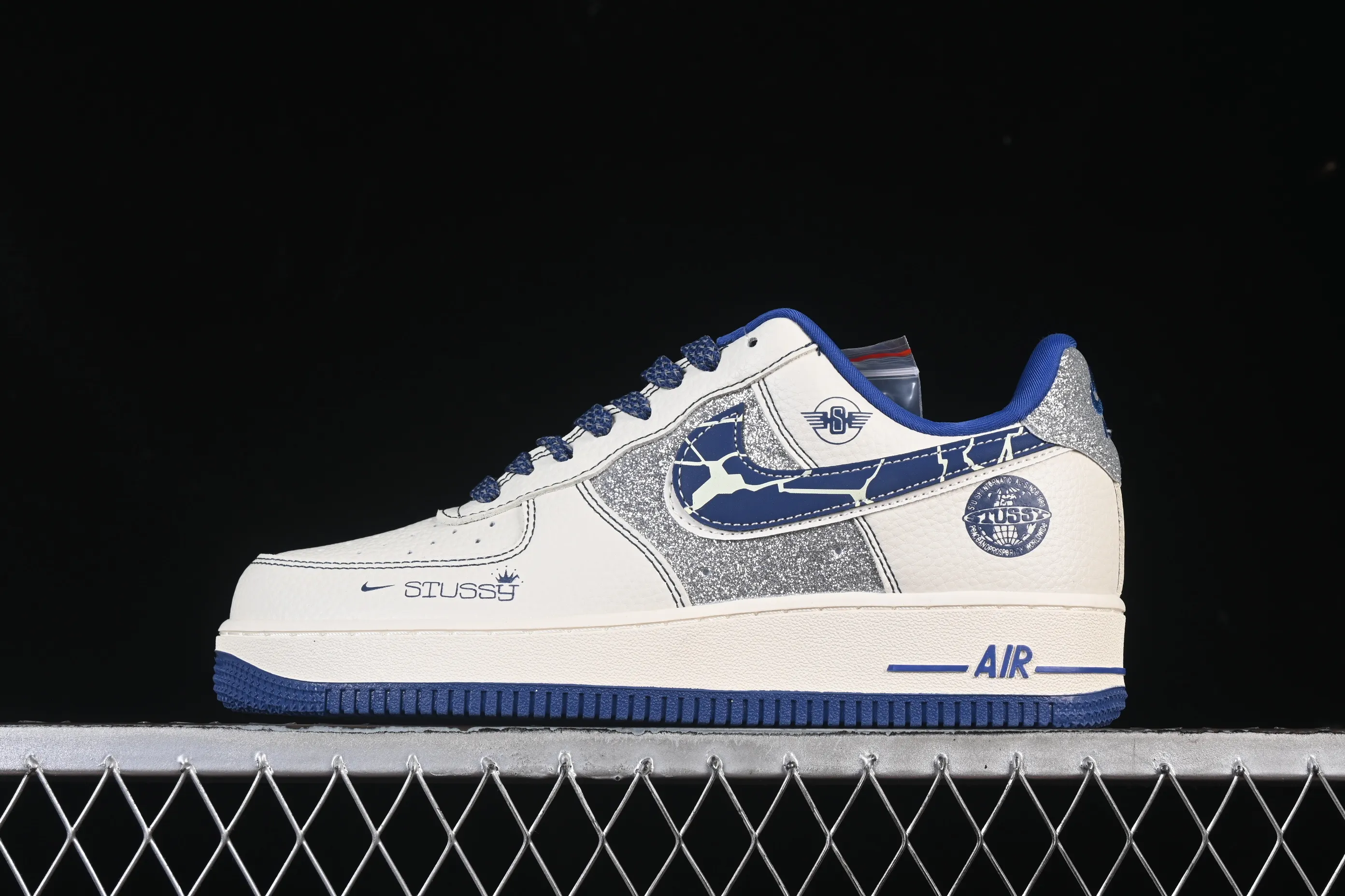 All categories Nk Air Force 1 Air Force series Nk Air Force 1 Low Air Force low-top Nike Air Force 1'07 Low Stussy co-branded double hooks and stars Air Force 1 low-top casual sneakers DD1982-306